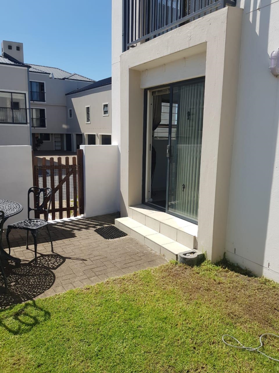 To Let 2 Bedroom Property for Rent in Burgundy Estate Western Cape